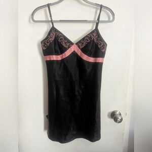 Morgan Taylor Black Nightgown Pink Trim Adjustable Straps medium